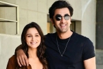 Alia Bhatt news, Alia Bhatt baby bump, alia bhatt flaunts her baby bump, Darlings