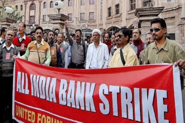 Indian Banking Services to Be Obstructed As Employees Go On Strike for Two Days