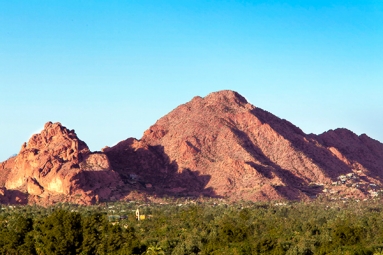 Hiker fell 100 feet down at Camelback Mountain