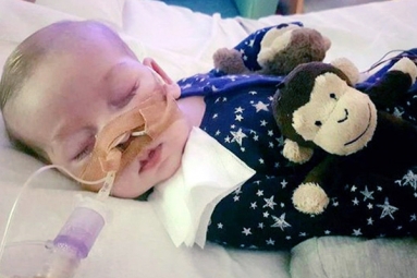 Pope, Trump among those offering help for sick baby, Charlie Gard