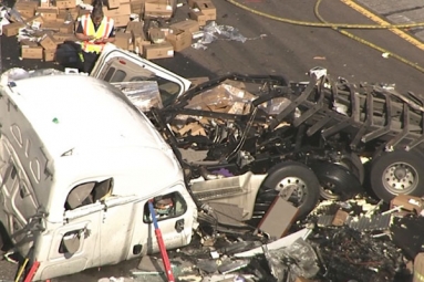 Eastbound I-10 closed due to crash