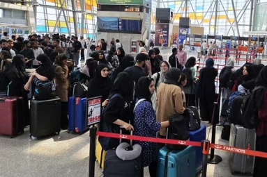 Iran Opens Airspace: 1000 Students coming back to India