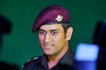 dhoni to hoist Indian flag in leh, MS Dhoni, ms dhoni likely to unfurl tri color in leh on indian independence day, Pulwama