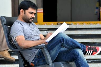 Maruthi’s Next with Young Actor},{Maruthi’s Next with Young Actor