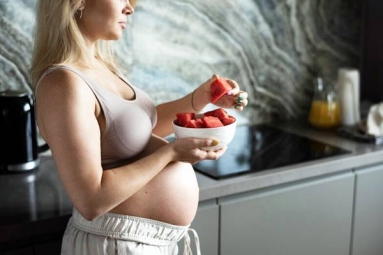 Pregnant Women Need 50,000 Dietary Calories To Carry A Child