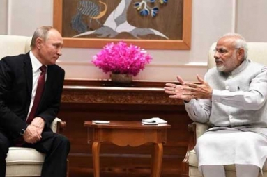 Putin Arrives in India for Summit with PM Modi