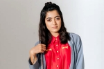 Rashmika Mandanna, Sukumar, rashmika s special telugu lessons for pushpa, Smugglers