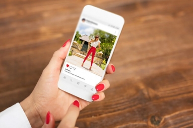 WhatsApp to let Import Profile Photos from Facebook or Instagram