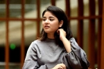 Zaira Wasim islam, Zaira Wasim islam, zaira wasim quits bollywood to focus on her faith islam, Dangal