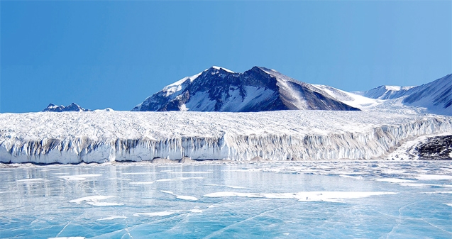 Antarctic ice melting from underneath! 