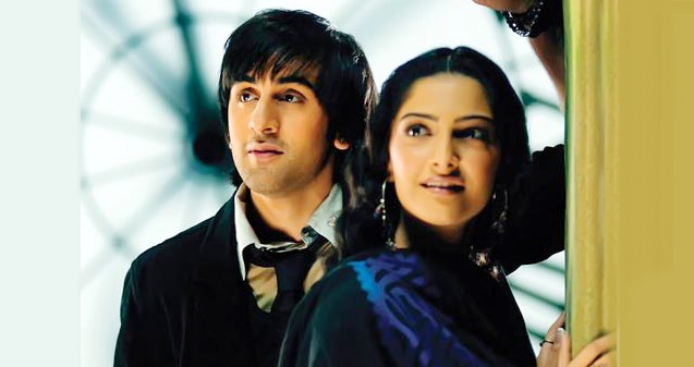 Sonam and Ranbir Kapoor bury hatchet},{Sonam and Ranbir Kapoor bury hatchet