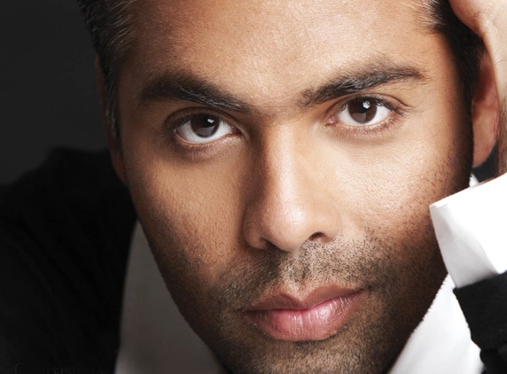 Movies:Karan Johar&#039;s contrary opinion on Censors certification...