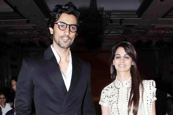 Kunal Kapoor marries Amitabh’s niece Naina},{Kunal Kapoor marries Amitabh’s niece Naina