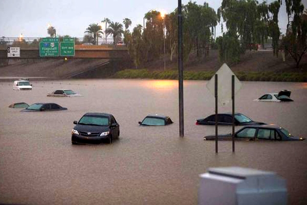 Arizona affected by worst rains in 75 years},{Arizona affected by worst rains in 75 years