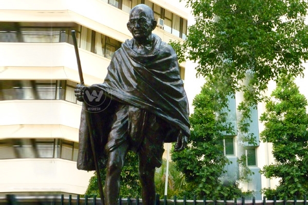 UK- Mahatma Gandhi statue to be unveiled on 14th March },{UK- Mahatma Gandhi statue to be unveiled on 14th March 