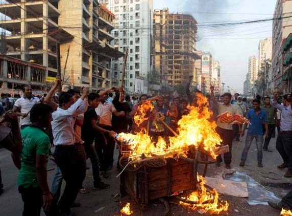 Intense Explosion results in  Bangladesh  general strike!