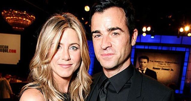 Sunset wedding for Jennifer Aniston