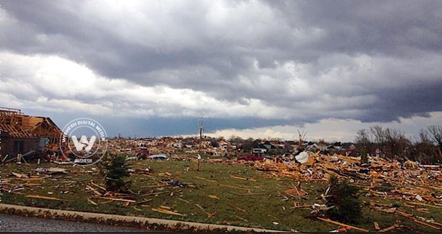 High winds rip through Midwest, 5 dead