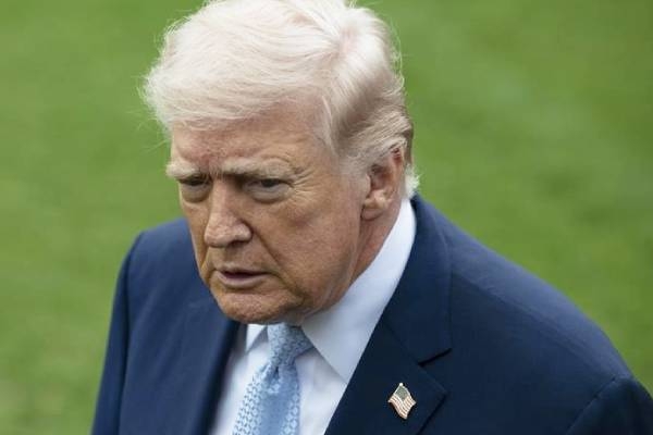 Donald Trump Plans to Break Iran's Grip on Hormuz Donald Trump Plans to Break Iran's Grip on Hormuz