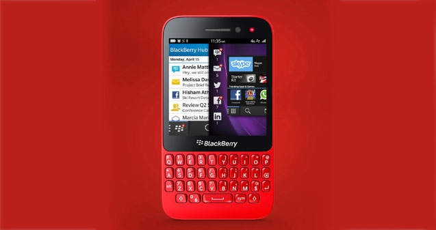 BlackBerry Q5 gets smarter