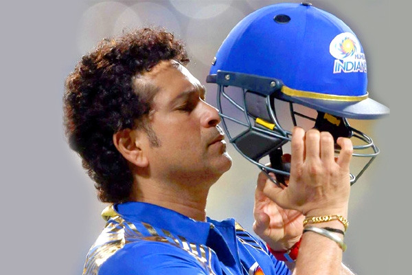 India Celebrates Sachin Tendulakar birthday!},{India Celebrates Sachin Tendulakar birthday!