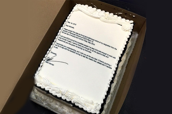 A resignation letter on cake!},{A resignation letter on cake!