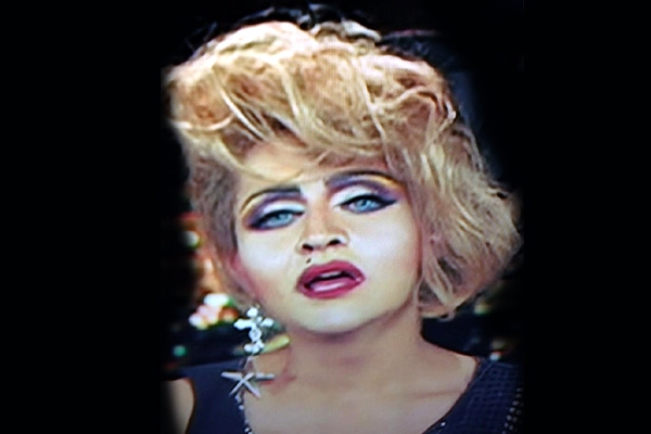 Man spent over$100,000 to look like Madonna},{Man spent over$100,000 to look like Madonna