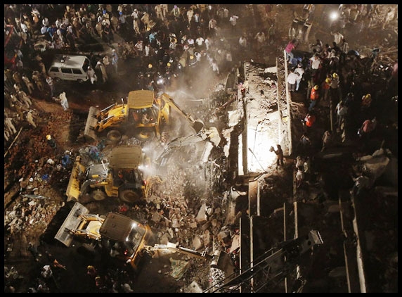 Multi-storey apartment shattered in Mumbai!