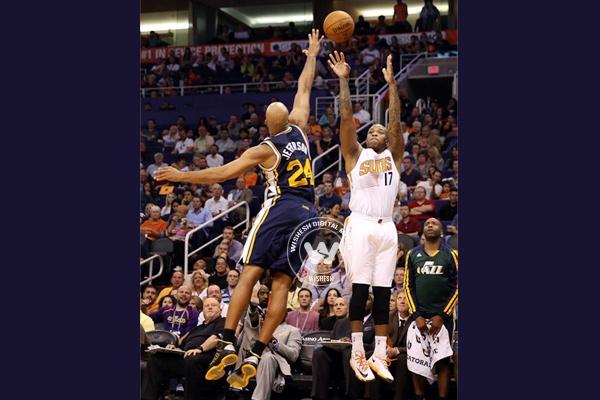 Phoenix Suns gets drubbing by Utah Jazz},{Phoenix Suns gets drubbing by Utah Jazz